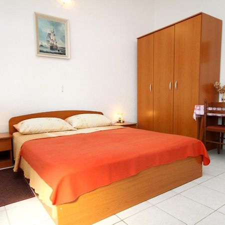 Apartments By The Sea Ubli, Lastovo - 8354 Uble Cameră foto